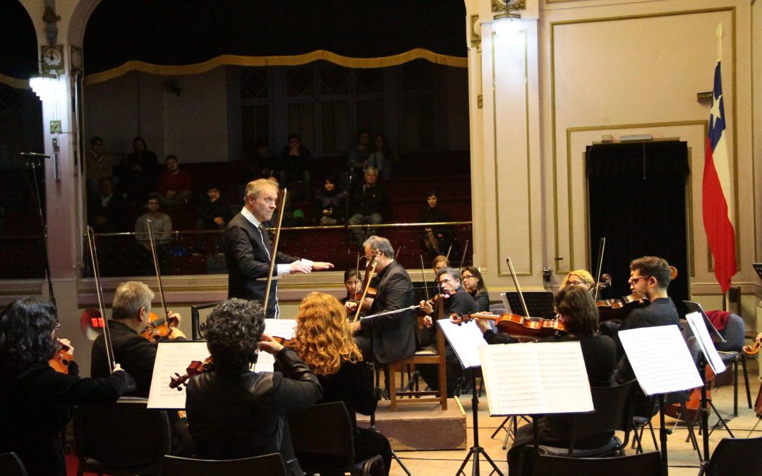 Concierto Navideño: Orquesta y Coro de la Universidad de Santiago cierran Temporada 2016 con obras de Los Jaivas y Bianchi