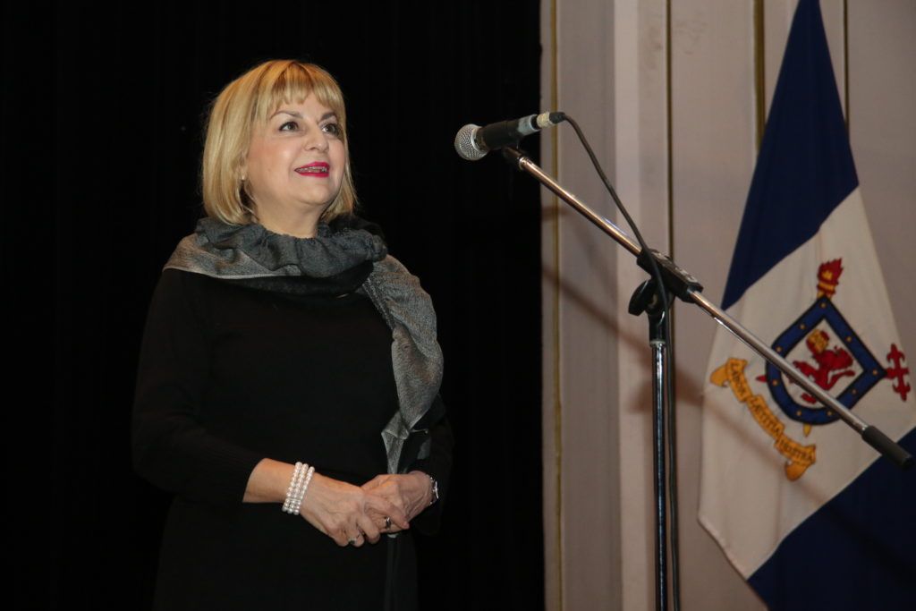 Embajadora y Jefa de la Delegación de la Unión Europea en Chile, Stella Zervoudaki. Foto: Departamento de Comunicaciones U. de Santiago.