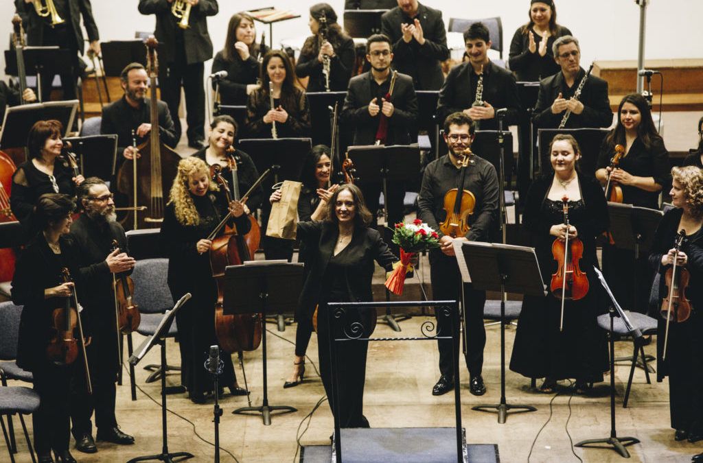 La experiencia en primera persona de un concierto de la Orquesta Clásica U. de Santiago, por Soledad Abarca