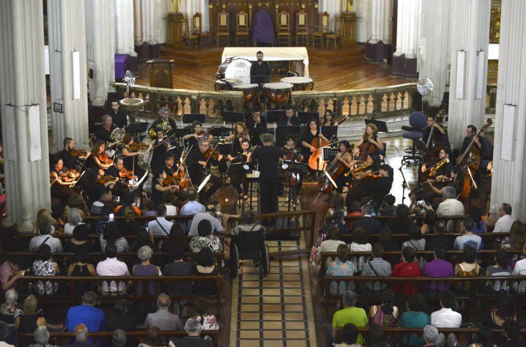 Orquesta Clásica U. de Santiago termina sus Conciertos de Extensión 2018 en Independencia con obras de Tilo González