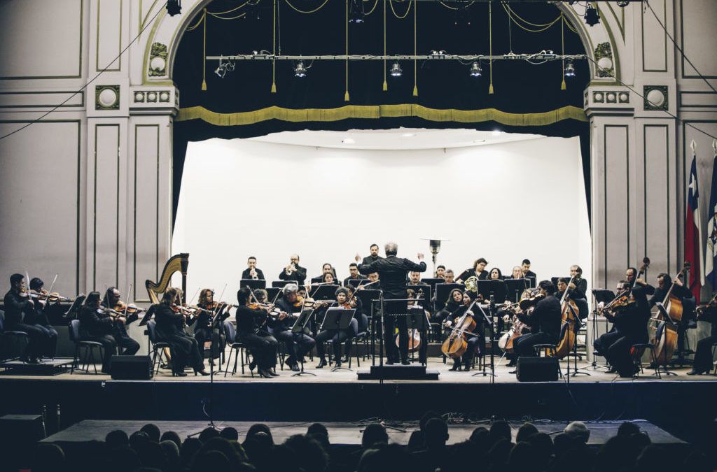 Orquesta Clásica Usach llega por primera vez a Recoleta con obras de  Violeta Parra y Víctor Jara