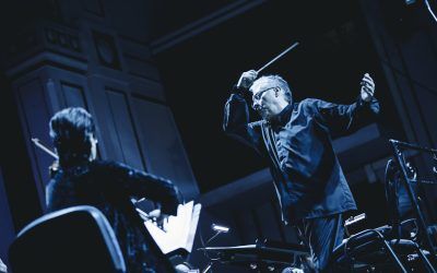 Orquesta Clásica Usach presenta nuevo formato de conciertos bajo la conducción de David del Pino