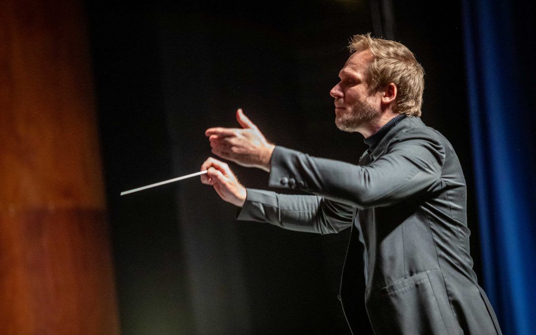 Tobías Volkmann vuelve a Chile para dirigir la sinfonía “Pastoral” de Beethoven